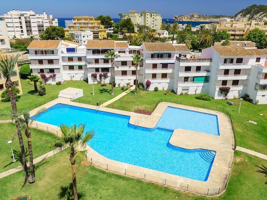 Casa En Urb. Con La Piscina Mas Grande De Javea. Eksteriør bilde